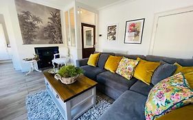 Pass The Keys Cobblers Rest Luxury Elegance & Central Location
